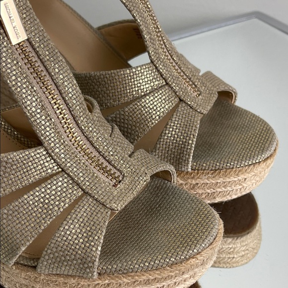 Michael Kors Gold Espadrille Wedge Sandals Size 8.5 - Picture 6 of 9